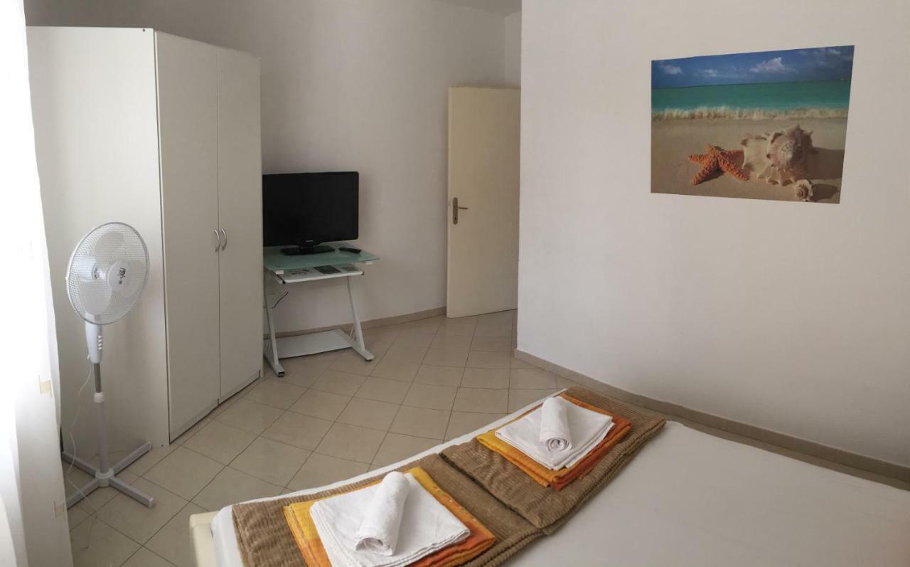 Apartmani Irena Jezevac Krk Island Bagian luar foto